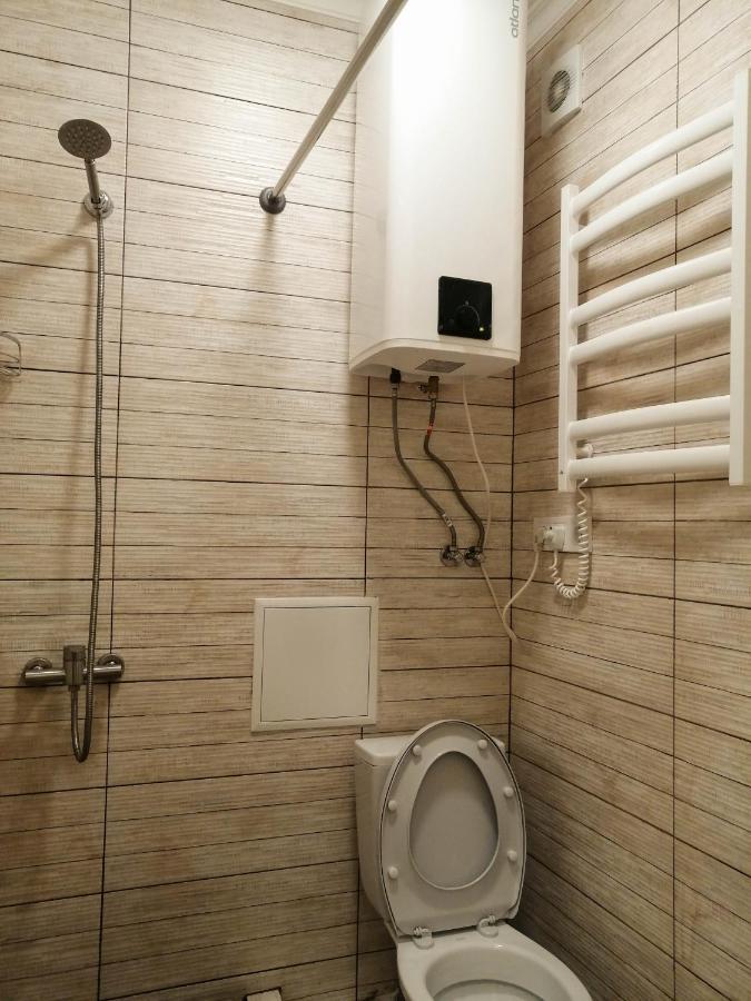 Світло Цілодобово Apartments In The City Center Лвив Екстериор снимка